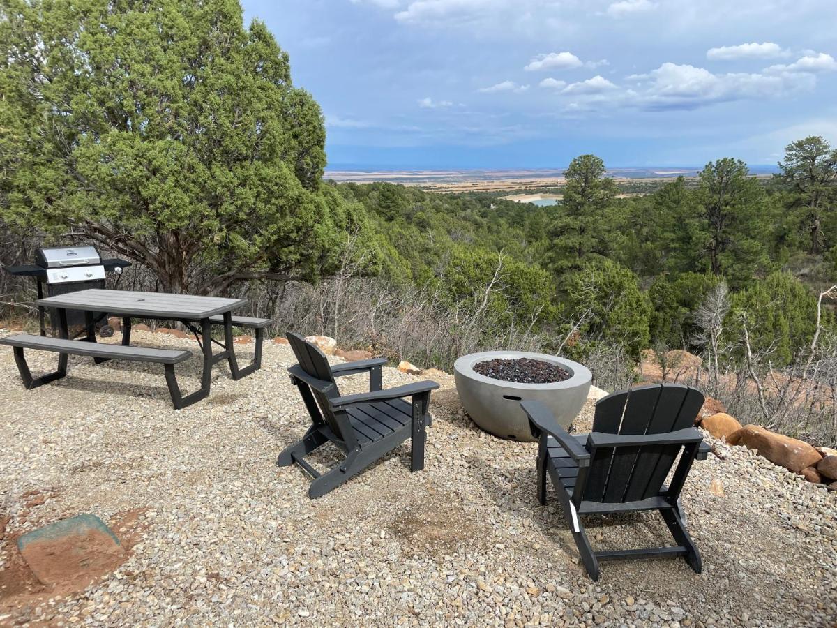 Canyon Rim Domes - A Luxury Glamping Experience!! Monticello Exterior photo