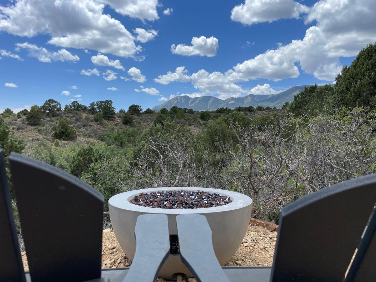 Canyon Rim Domes - A Luxury Glamping Experience!! Monticello Exterior photo