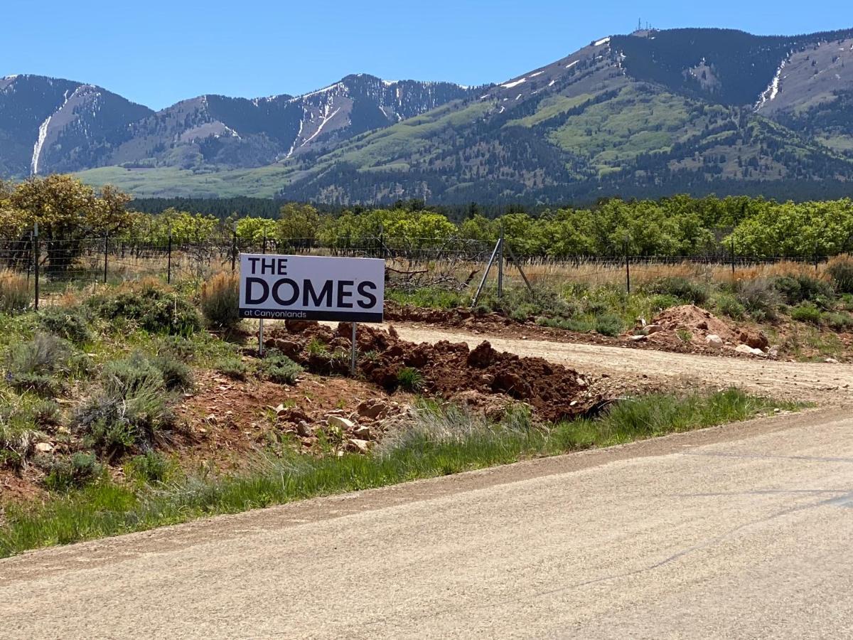 Canyon Rim Domes - A Luxury Glamping Experience!! Monticello Exterior photo