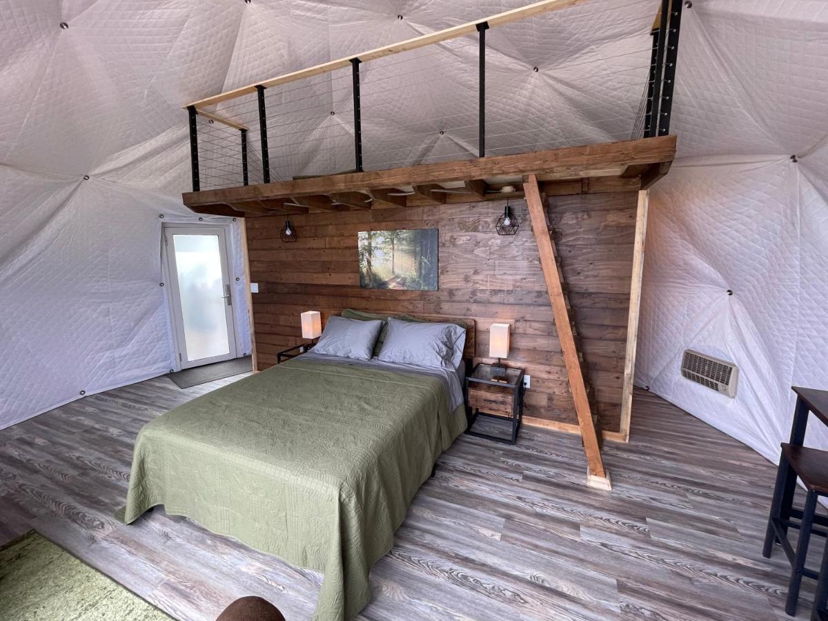 Canyon Rim Domes - A Luxury Glamping Experience!! Monticello Exterior photo
