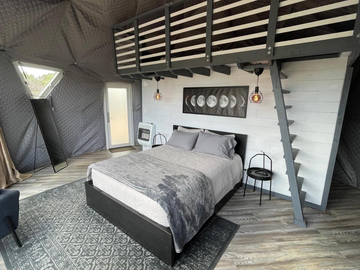 Canyon Rim Domes - A Luxury Glamping Experience!! Monticello Exterior photo